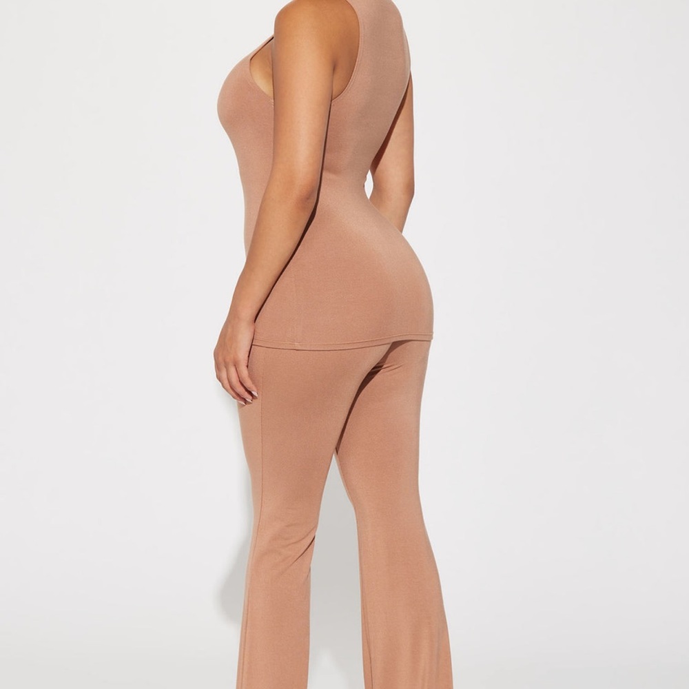 Fashion Nova mocha colored pant set